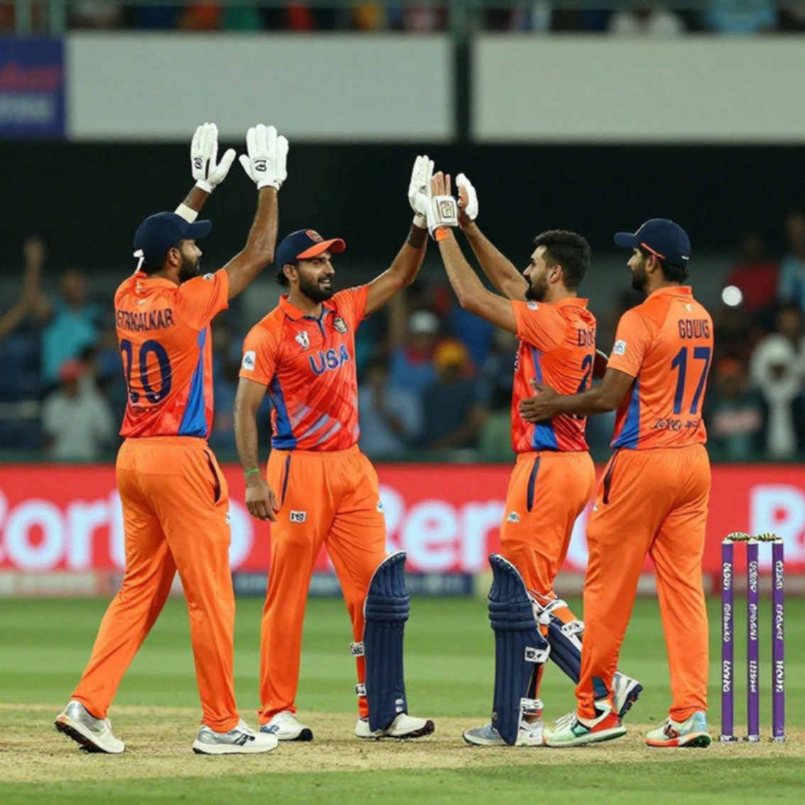 গকেবেরহায় ৯৯ রানের পরেও শেষ কথা বলেনি: ফলো-অনের চাপে অস্ট্রেলিয়া, হেডের ৮৭* নিয়ে জট খুলছে না