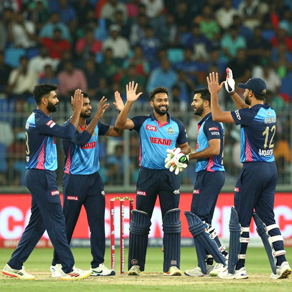 হ্যামস্ট্রিংয়ের ছায়ায় ঊনিশ বছর: আয়ুষ ম্হাত্রের পুনরাবৃত্তি ও মুম্বাইয়ের নির্বাচনী প্রশ্ন