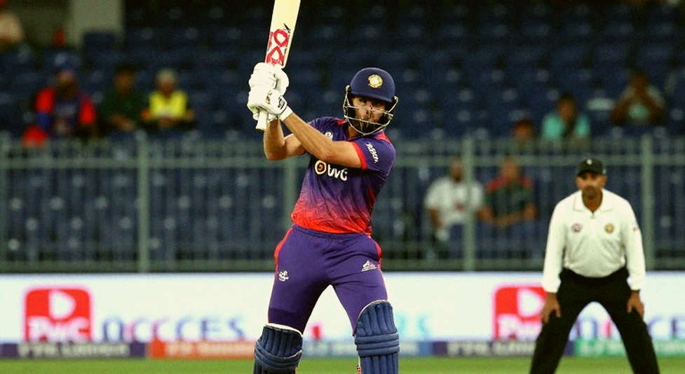 চার ওভারের দেনা: নতুন চণ্ডীগড়ে দুদলের জরিমানা আর ওভার-রেটের নীরব হিসাব